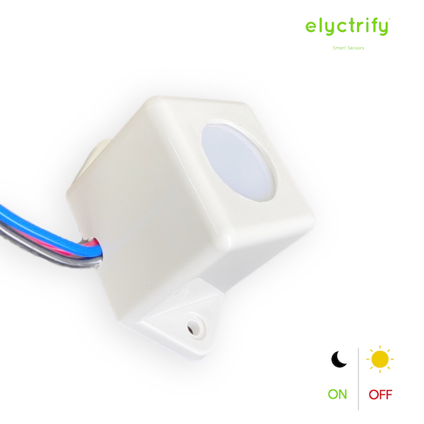 Energy Saving Smart Day/Night Switch